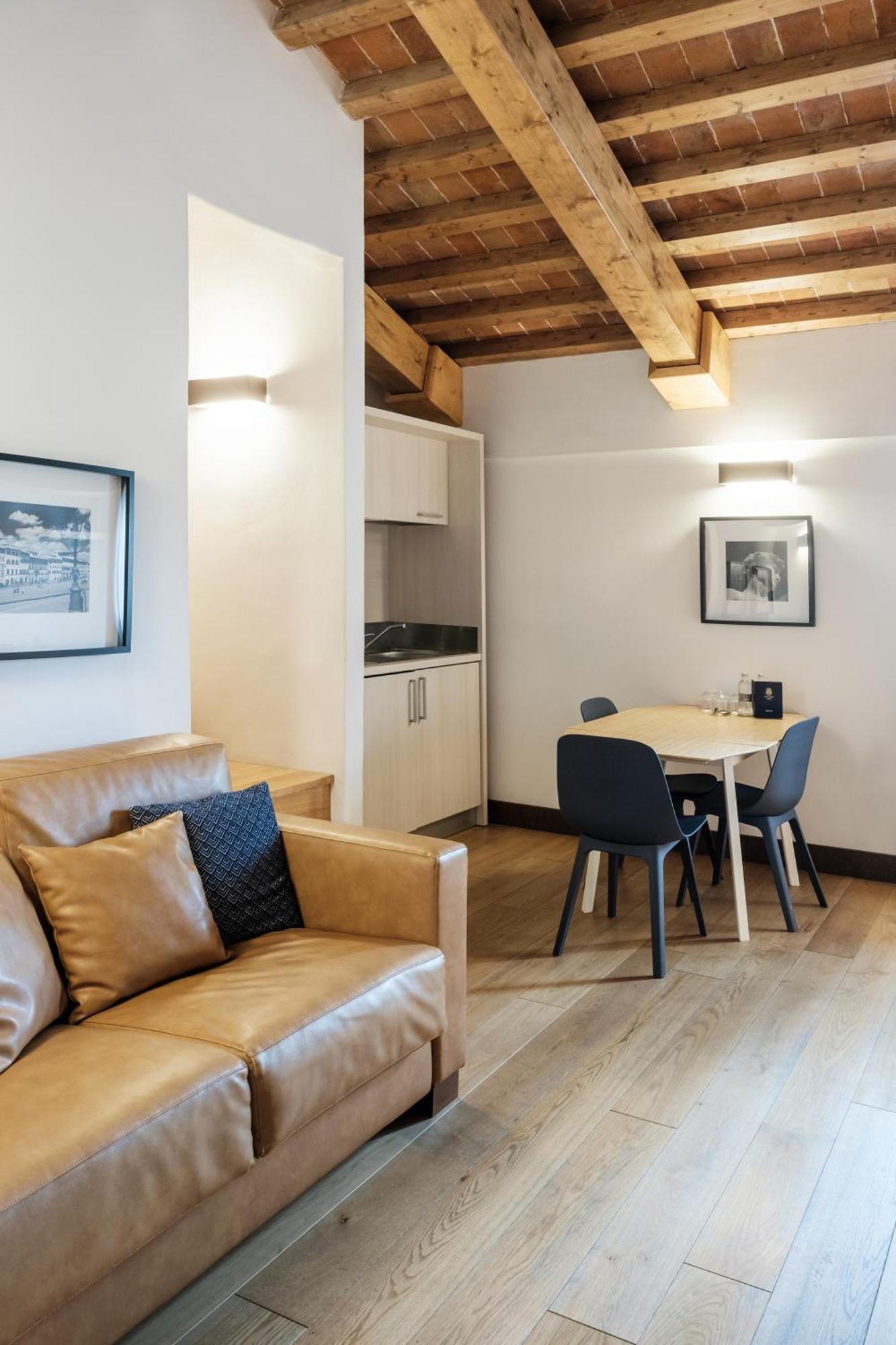 פירנצה Villa Tolomei Hotel & Resort מראה חיצוני תמונה A typical apartment at the hotel